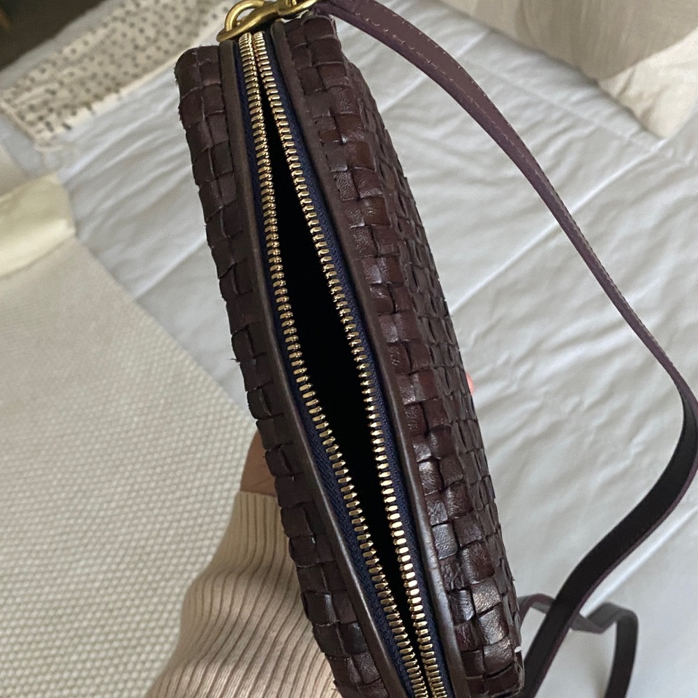 Clare V Dark Plum Woven midi sac Crossbody Bag - Picture 10 of 11